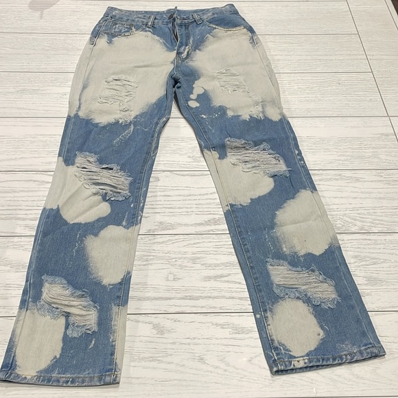 Ripped Washed - Picture 3 of 5